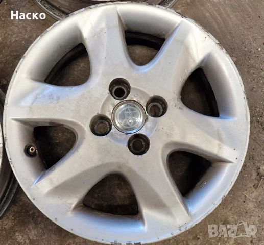 Джанти Toyota 15 4x100 6.5J ET45 Тойота 15 4х100 54.1, снимка 3 - Гуми и джанти - 53940786