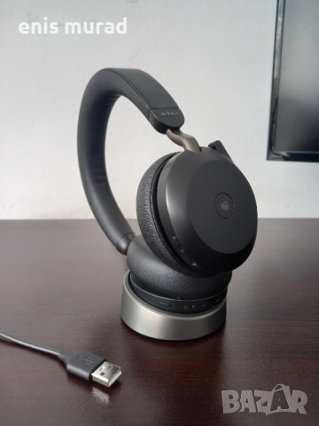 Jabra Evolve2 75 – безжични професионални слушалки + Desk Stand + Link 380, снимка 8 - Слушалки за компютър - 51947339