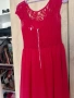 Продавам червена рокля, размер Цветът е наситено червен, точно като на снимките. Роклята ., снимка 5