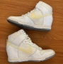 Nike Dunk Sky Hi Essential номер 41 кецове на платформа / маратонки , снимка 2