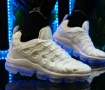 Nike Air VaporMax Plus бели унисекс маратонки , снимка 5