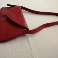 Малка дамска чанта от естествена кожа в червен цвят, снимка 4 - Чанти - 45113863