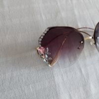 Дамски слънчеви очила, снимка 2 - Слънчеви и диоптрични очила - 45465342