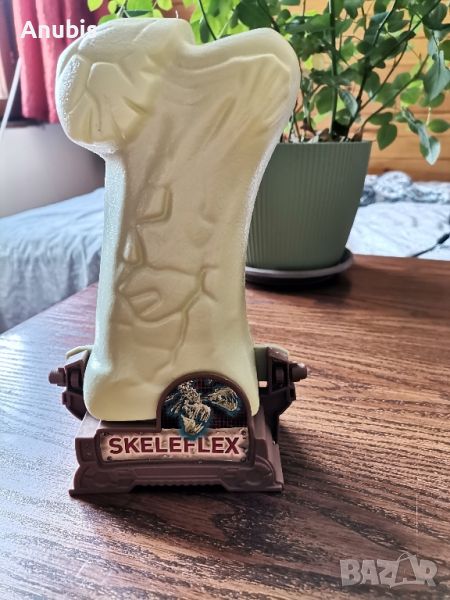 рядък и колекционерски skeleflex извънземно, снимка 1