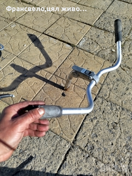 Алуминиево кормило 25.4 с лапа за стержен 28.6 за велосипед колело , снимка 1