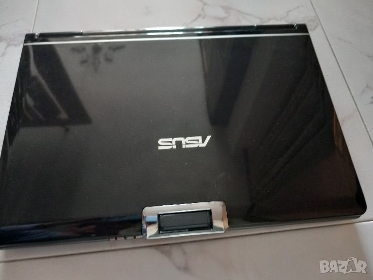 Лаптоп, зарядно и чанта, снимка 1