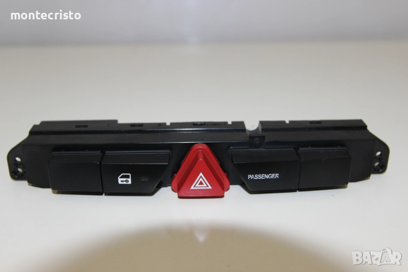 Бутон аварийни светлини Kia Ceed (2006-2009г.) 937001H000 / 937001H005 / 93700-1H000 / 93700-1H005, снимка 1