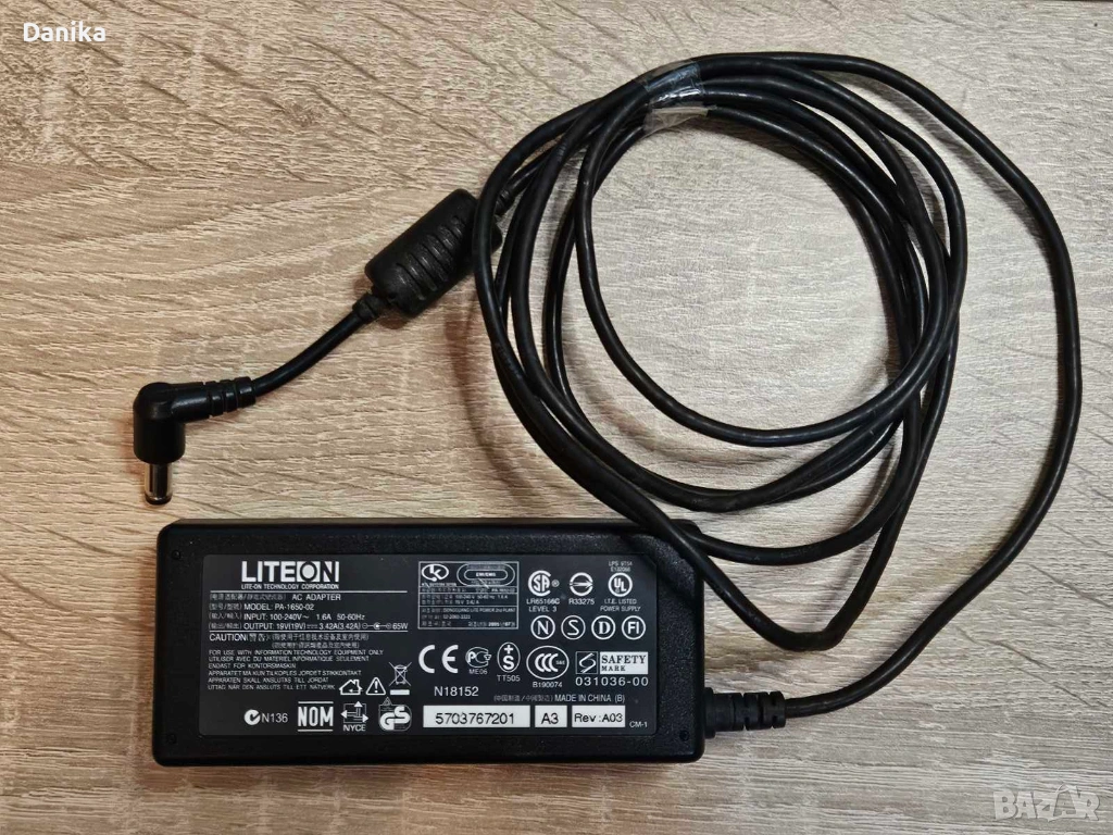 Работещ адаптер / зарядно за лаптоп LITEON PA-1650-02 Acer, ASUS, Toshiba, Fujitsu 19 V / 3.42 А, снимка 1