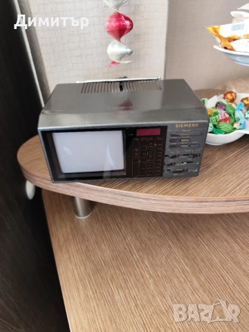 Радио с телевизор  SIEMENS RF 106 