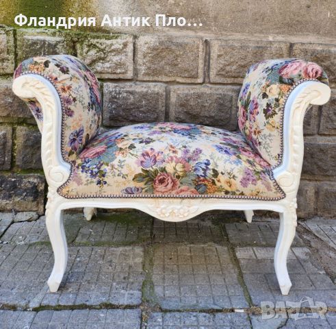 Елегантна малка пейка "Английски рози", снимка 1 - Дивани и мека мебел - 46362128