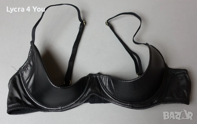 Черен кожен сутиен с отворени чашки 