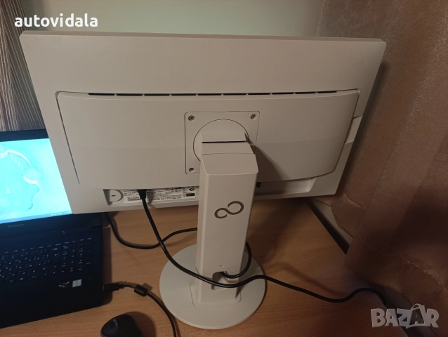 Монитор Fujitsu 24" B24-8TE PRO като нов, снимка 5 - Монитори - 52716632