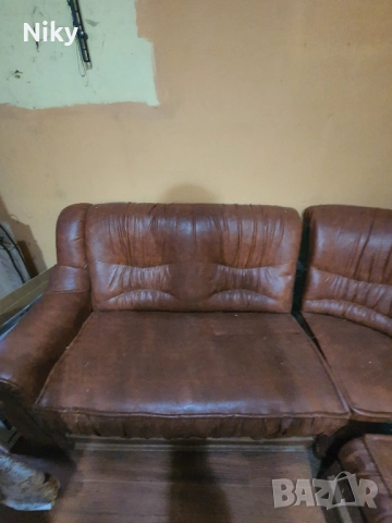 Кожен диван , снимка 8 - Дивани и мека мебел - 52077200