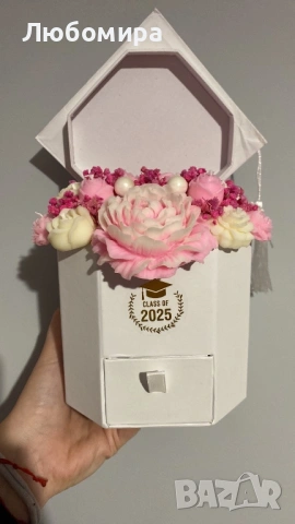 Букети за абитуриенти , снимка 2 - Изкуствени цветя - 53873162