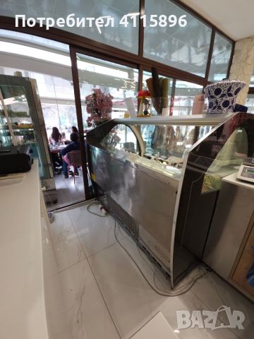 Италианска витрина за сладолед, снимка 7 - Машини за сладолед - 46004250