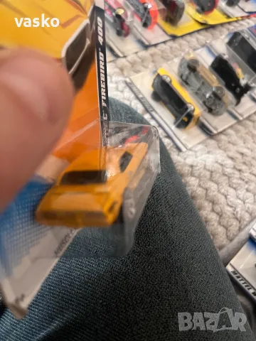 Hotwheels-стар,перфектен, снимка 4 - Колекции - 49670321