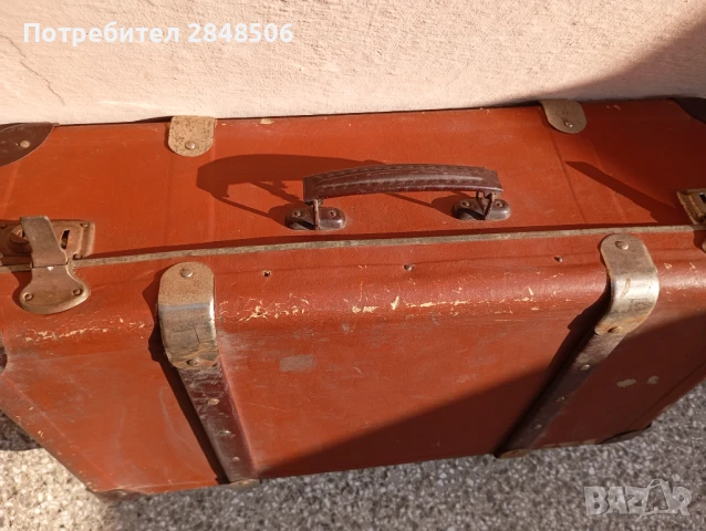 Продавам ретро куфар от 40-те години.