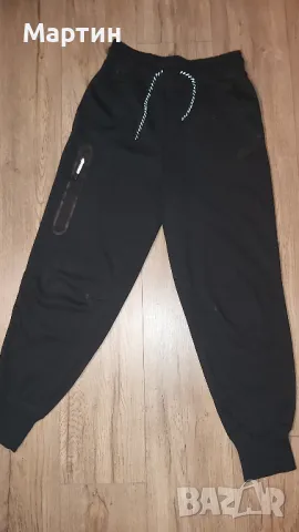 Дамско долнище Nike Tech Fleece, снимка 1 - Спортни екипи - 48765476