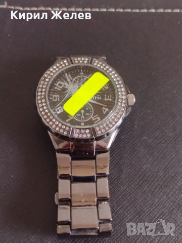 Метална верижка за часовник красив стилен дизайн 44862, снимка 1 - Каишки за часовници - 45381087