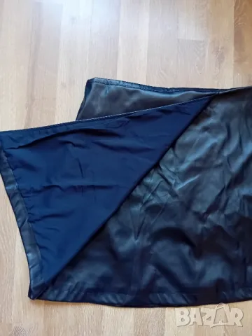 Кожена пола , снимка 5 - Поли - 49940180