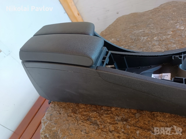 Подлакътник двоен за БМВ Е 91.90, снимка 2 - Части - 51672317
