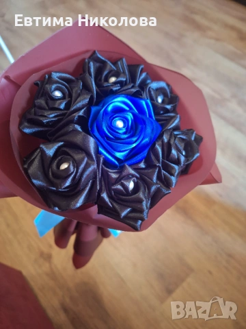 Сатенени РОЗИ 