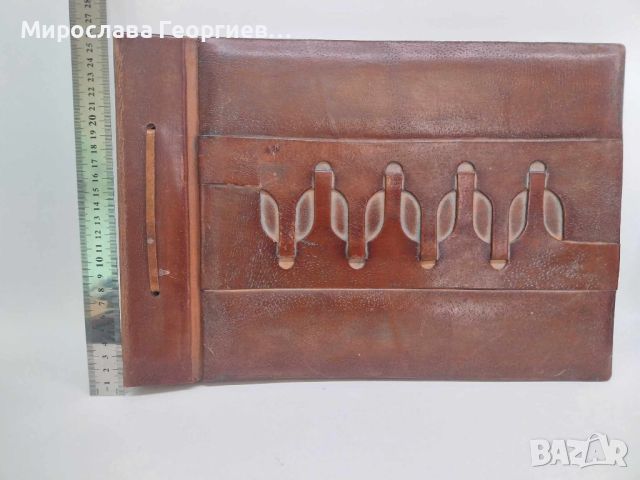 Стар български фотоалбум с кожени корици, снимка 1 - Антикварни и старинни предмети - 45155478