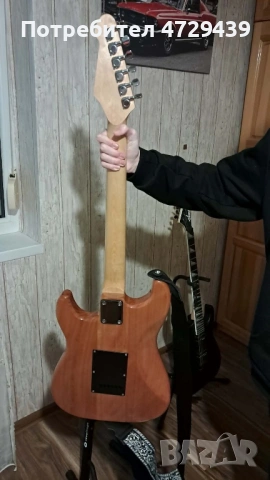 Електрическа китара, снимка 3 - Китари - 53373766