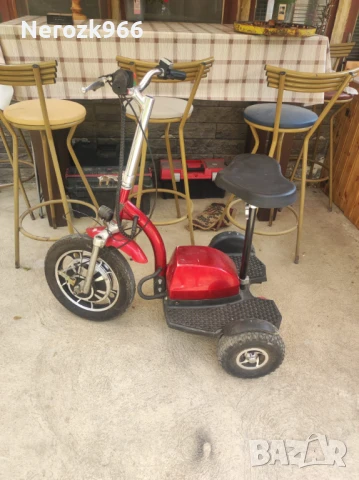 Електрическа триколка 500W - Червена, снимка 1