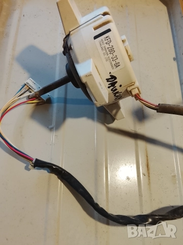 Дайкин външен мотор вентилатор , снимка 5 - Климатици - 52960315