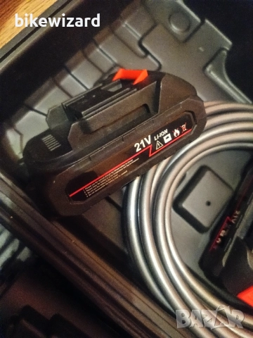 Акумулаторна водоструйка с две батерии 21v li-ion НОВА С ЛИПСА, снимка 2 - Други инструменти - 52870432