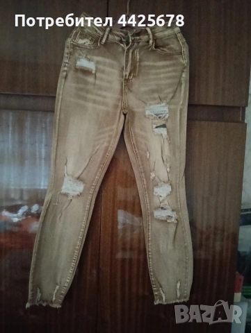 Дамски дънки с висока талия