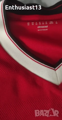 Чисто нова домакинска фланелка на Манчестър Юнайтед сезон 2015/16 размер XS, снимка 3 - Спортни дрехи, екипи - 50676098