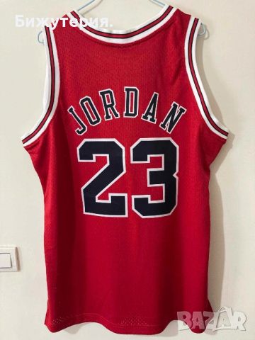 Оригинален мъжки баскетболен потник на Шампион MICHAEL JORDAN , снимка 2 - Спортни дрехи, екипи - 46345871