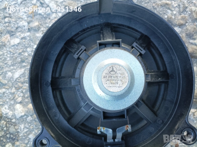 2038201402 високоговорител тонколона Mercedes W209 , снимка 2 - Части - 53669360