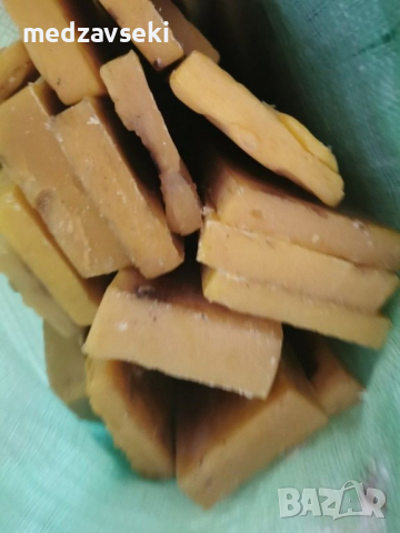 Пчелен жълт восък от разпечатки и тъмен, снимка 3 - Други животни - 30533428