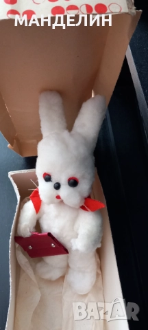 Нова играчка от соца, заек пионер