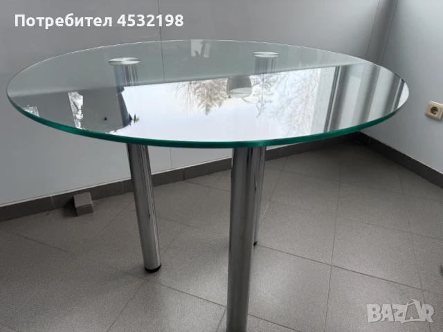 Стъклена кръгла маса, снимка 3 - Маси - 51010645