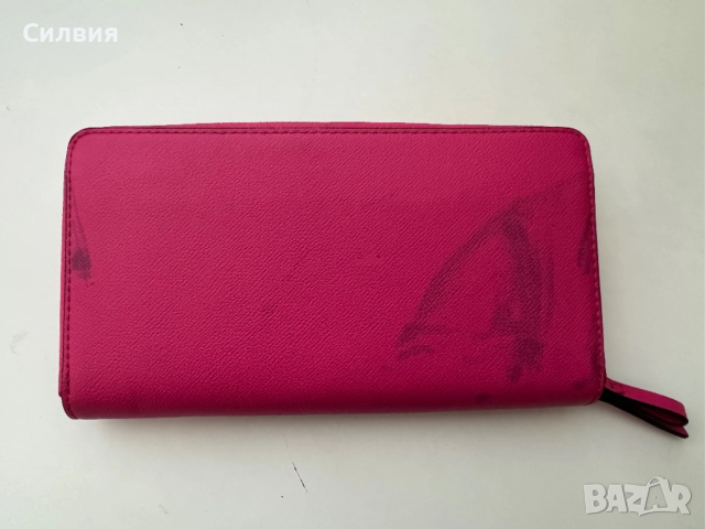 Оригинално портмоне Guess , снимка 2 - Портфейли, портмонета - 54074518
