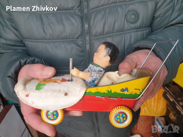 стара метална играчка /кукла в метална детска количка / , снимка 11 - Колекции - 53872323