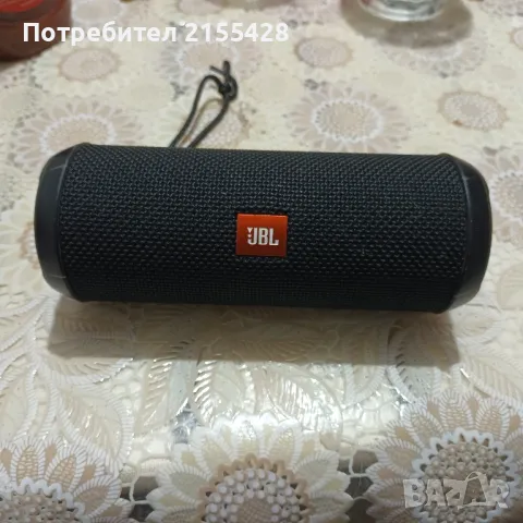 Портативна блутут тонколонка JBL, снимка 1 - Тонколони - 48658755