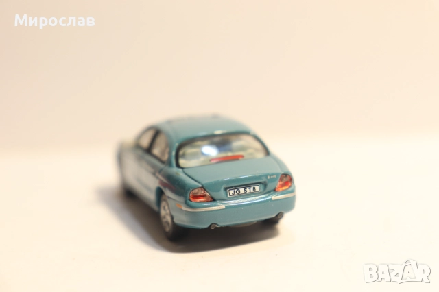 1:72 HONGWELL JAGUAR ИГРАЧКА КОЛИЧКА МОДЕЛ, снимка 5 - Колекции - 52577479