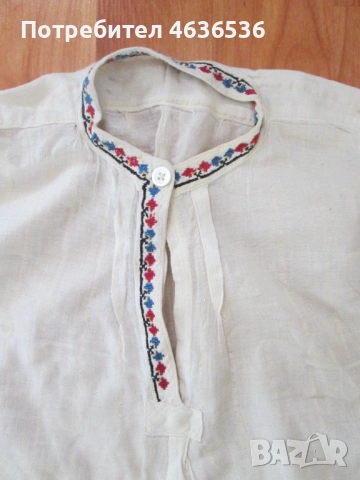 Детска (бебешка) риза за носия , ръчна бродерия, снимка 2 - Антикварни и старинни предмети - 53272531