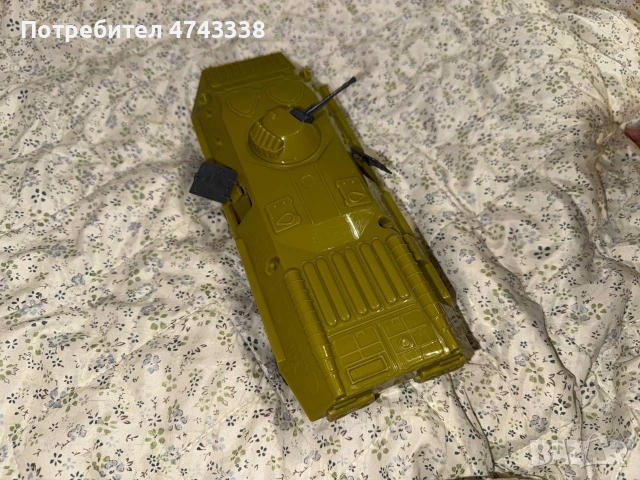 огромен военен модел на БТР-80 танк, снимка 3 - Коли, камиони, мотори, писти - 53563702