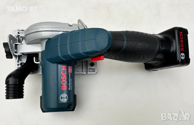 BOSCH GKS 12V-26 - Акумулаторен циркуляр 2x12V 6.0Ah като нов!, снимка 6 - Триони и циркуляри - 52888481