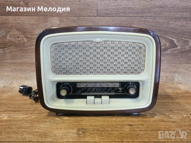 📻🎶 Ретро лампово радио ORION R545, снимка 2 - Радиокасетофони, транзистори - 50430670