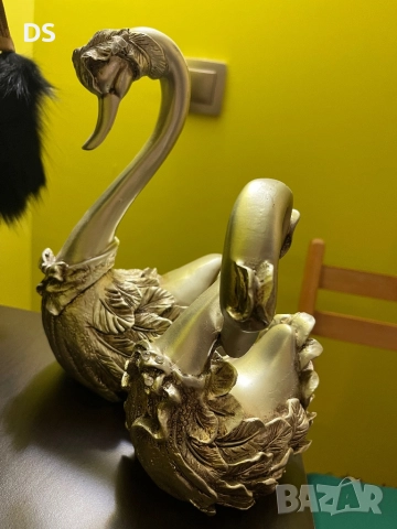 Лебеди, снимка 2 - Статуетки - 52966008