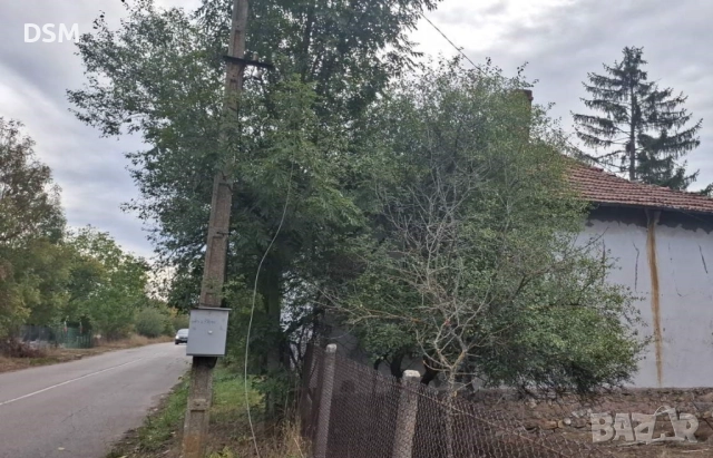 Продавам Къща с Двор/1500кв.м/ в с.Василовци обл.Софийска, снимка 9 - Къщи - 51874858