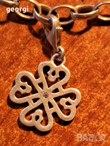 сребърна гривна Thomas sabo Charm club със 5 талисманчета , снимка 13 - Гривни - 52591377