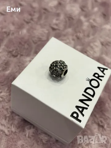 Оригинални талисмани Пандора Pandora , снимка 12 - Гривни - 46863994